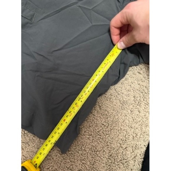 The‎ North Face Mens Charcoal Gray Cargo Shorts Size 32 Outdoor Hiking - Picture 6 of 8